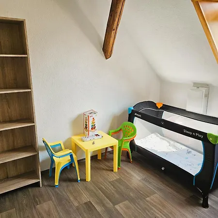 Familien-oase Leipzig Nord - Maisonette Mit Kamin & Balkon Διαμέρισμα Schkeuditz