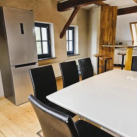 Familien-oase Leipzig Nord - Maisonette Mit Kamin & Balkon Schkeuditz