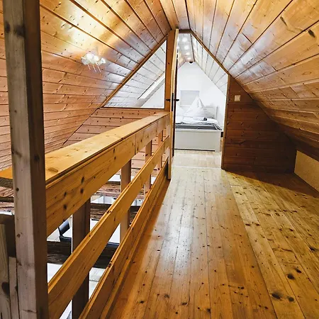 Familien-oase Leipzig Nord - Maisonette Mit Kamin & Balkon Διαμέρισμα Schkeuditz